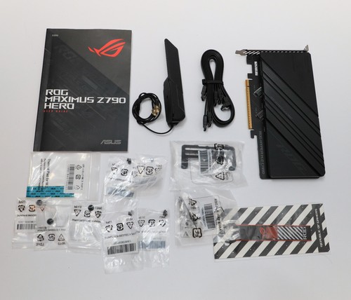 Asus ROG Maximus Z790 HERO - Intel 1700 Gaming Mainboard / 5x M.2 XXA - Afbeelding 11 van 13