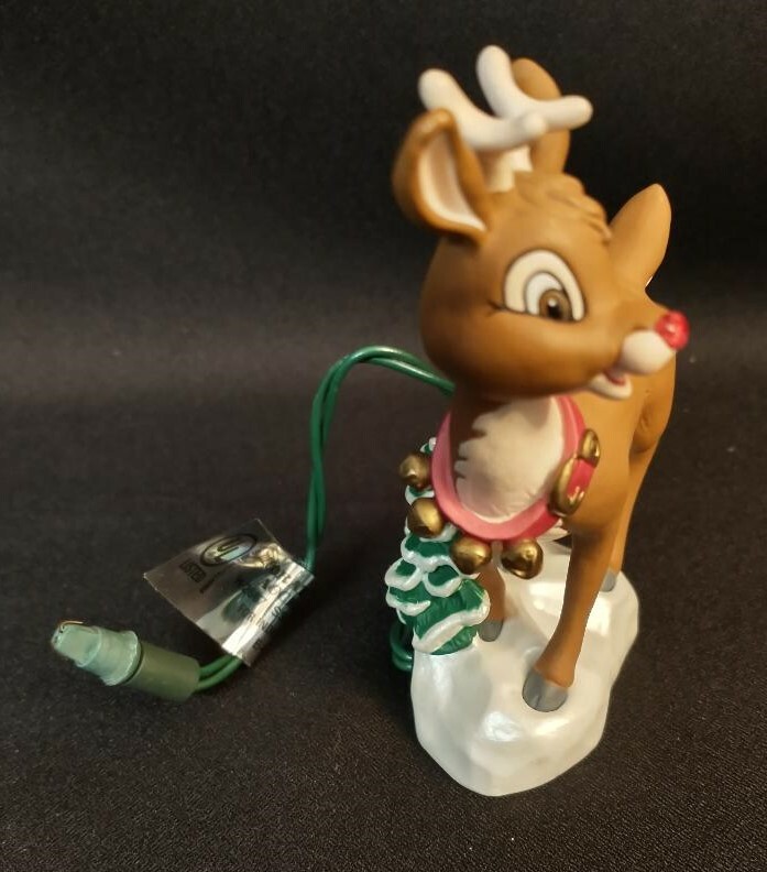 Hallmark Ornaments Club 1996 Rudolph Farmers Market Magical Sleigh Ten