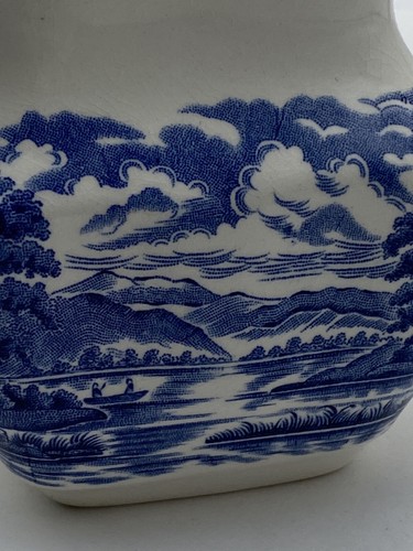 Vintage Royal Warwick Lochs Of Scotland Loch Leven Creamer - Picture 11 of 12