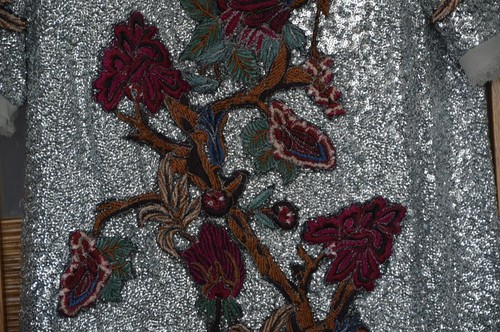 NUEVO Vestido Zara Plateado Lentejuelas Floral Bordado ASO Alexis Rose Schitts Creek XS - Imagen 20 de 27