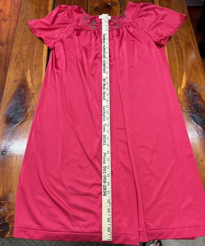 Shadowline Vintage nightgown size Medium Red flutter sleeves mid-calf length - Picture 5 of 8