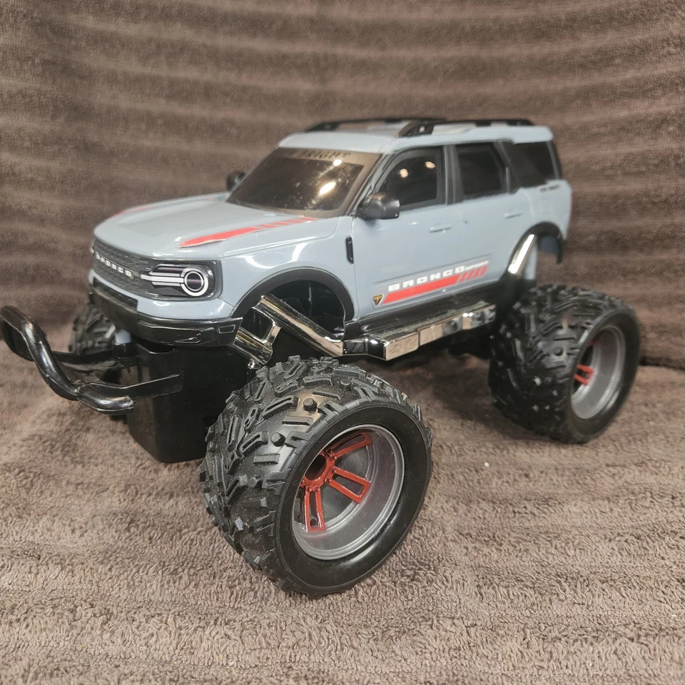 Nuevo camión todoterreno Ford Bronco brillante R/C, sin control remoto, como está, solo piezas o reparación Foto 2 de 4