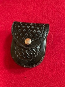 SAFARILAND 290 DOUBLE HINGED HANDCUFF POUCH - BLACK BASKETWEAVE (#249C)