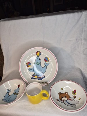 Vintage Studio Nova 4 Pieces Kids Dinner Plate Set W/ Seals & Bear 