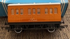 Hornby R.110 Annie Coach HO/OO Scale NM condition In Box - Made In UK