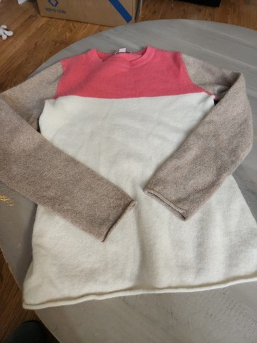 Garnet Hill Cashmere Sweater Coral White, Tan Medium Crew Neck Box#11 Small.hole - Picture 4 of 9