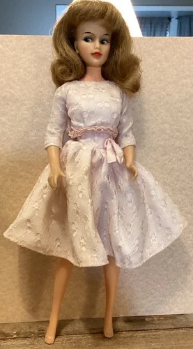 Vintage 1965 GLAMOUR MISTY Miss Clairol M-12 Ideal Tammy Doll