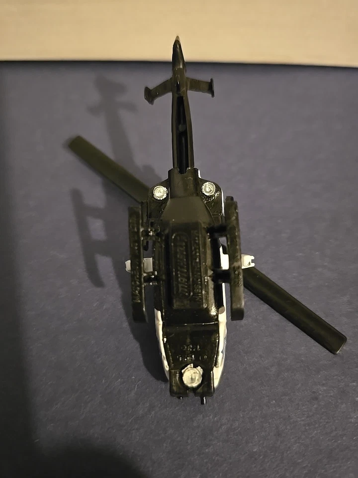 Vintage Matchbox 1985 Mission Helicopter Chopper Vintage - Image 3 of 3