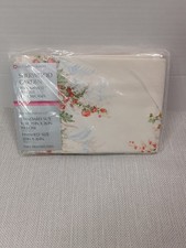 Sears Sherwood Garden Pillowcases Standard Size Perma Prest Poly Blend Floral