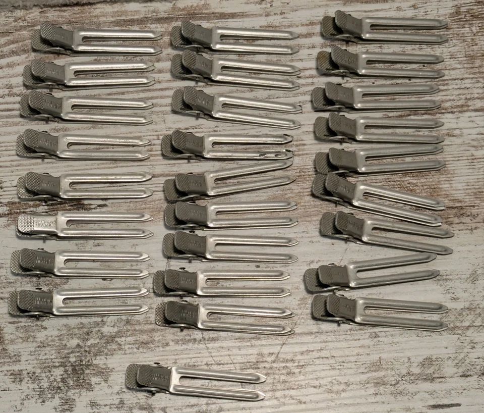 Juego de 33 rodillos de pelo vintage de metal de aluminio Mervin garra ondulada/clip rizos EE. UU. Foto 2 de 4