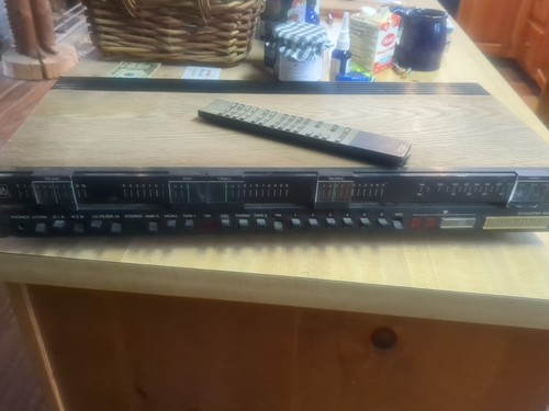 Bang and Olufsen Beomaster 4000 Receiver Beolink 1000 Remote. Parts-as-is.