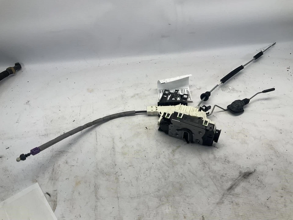 08-14 Mercedes-Benz C350 W204 Coupe Front Left Door Latch Lock Actuator P - Image 2 of 4