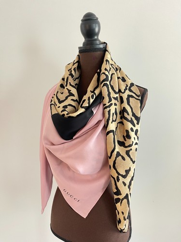 New Gucci Oversize Shawl Pink Logo Animal Print Silk Wrap Scarf with Gucci Box - Picture 7 of 22