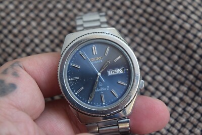 Vintage Seiko SilverWave Z Quartz 893309 Silver Vintage Japan A Day/Date