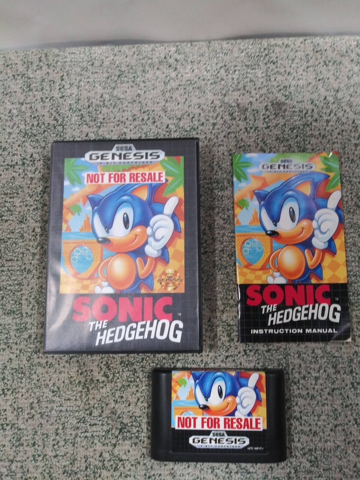 Sonic the Hedgehog (Sega Genesis, 1991) CIB Tested And Working Not For Resale