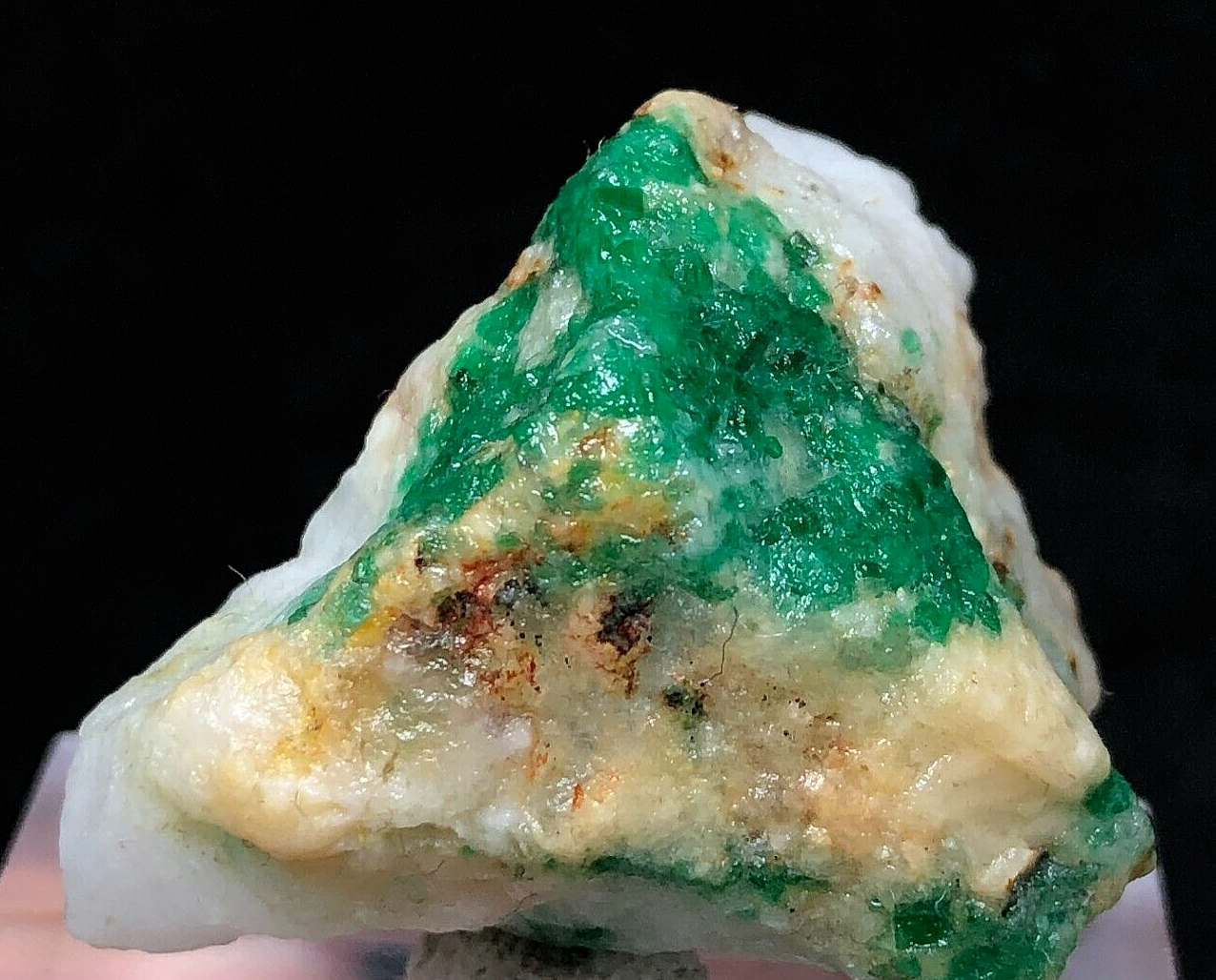 118ct Natural Swat Emerald on Mother Rock Pakistan
