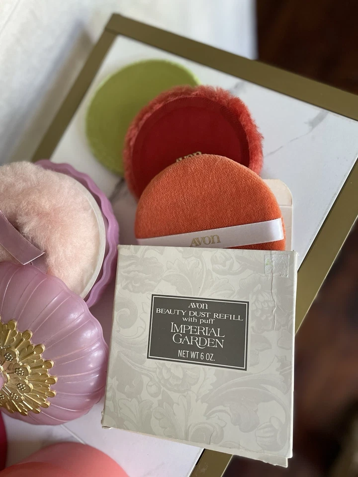 Lote de contenedores de polvo vintage Avon Beauty + esquivos e imperiales recambios de jardín Foto 2 de 4