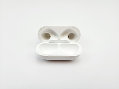 Apple AirPods 4th Gen A3050 A3053 with Wireless Charging Case