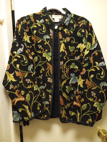 Serengeti Ladies 1X Brocade Jacket Black Background And Floral Decorating Pocket - Picture 3 of 17