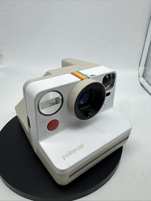 Polaroid Now 3rd Gen I-Type Instant Film Camera ONLY Autofocus Portable TESTED