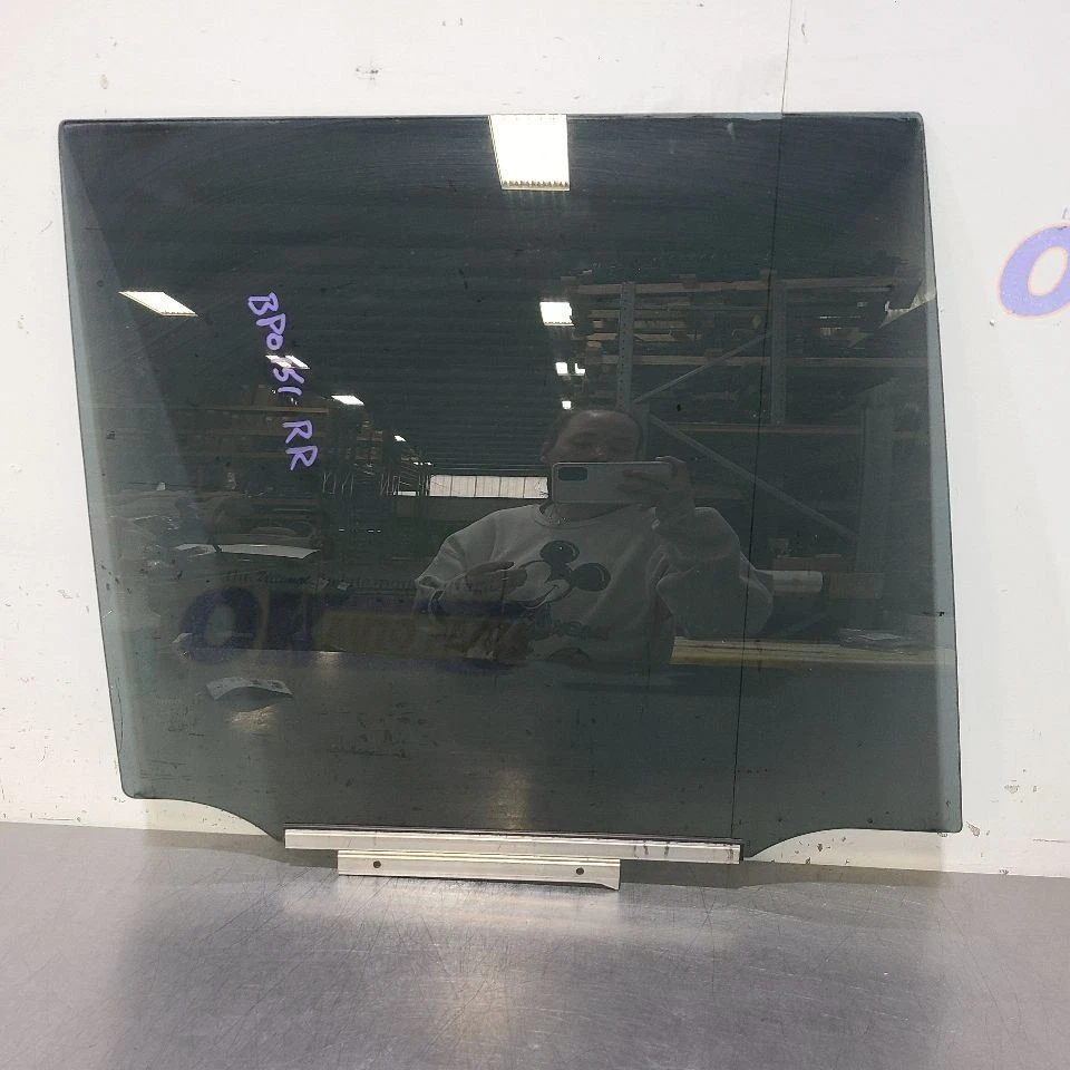 11 2011 TOYOTA LAND CRUISER DOOR WINDOW GLASS REAR RIGHT PASSENGER Foto 2 de 4