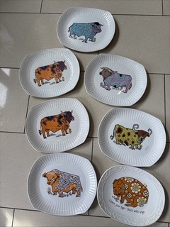 6x Beefeater Vintage Plates Cow Design And Porkers Pig Plate