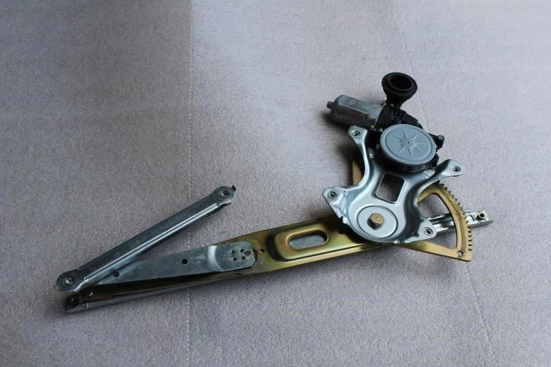 Lexus GS300 2006 conductor izquierdo puerta delantera regulador ventana con motor Foto 2 de 4