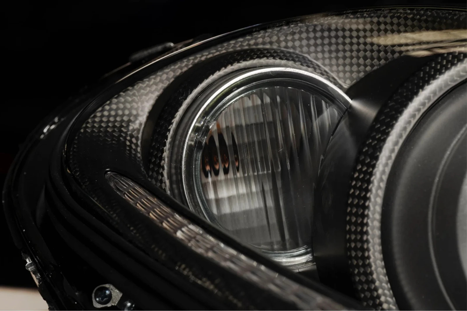 Founders Carbon Fiber HID Headlights For 2005-2010 Ferrari F430 RHD Smoked Lens