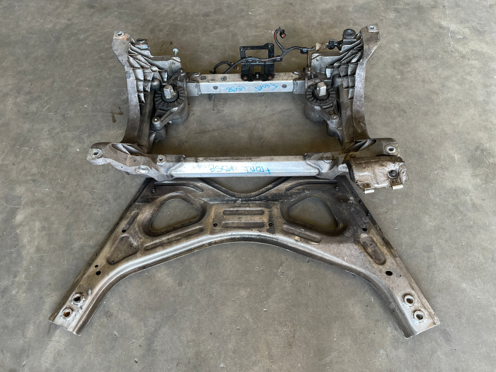 14-17 Maserati Ghibli S Front Subframe Crossmember Engine Cradle AWD 1558 OEM