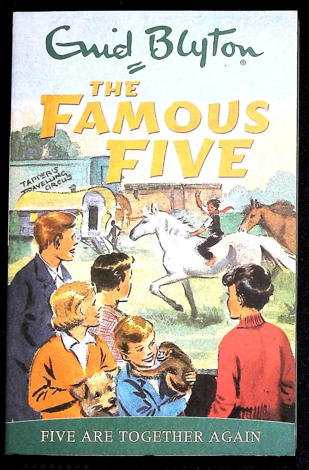 Five are together again THE FAMOUS FIVE Book, New