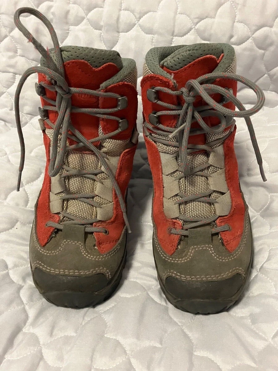 Kids walking boots size 2 sales