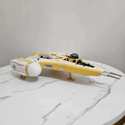 Hasbro Star Wars 2009 Clone Wars Saga Y-Wing Bomber Fighter Ship