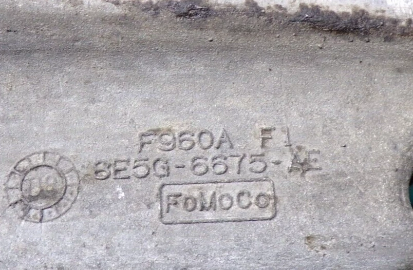 MAZDA 6 2009-2010 2,5 L VIN A OCTAVO DÍGITO ENG CÁRTER DE ACEITE FABRICANTE ORIGINAL ID-8E5G-6675-AE Foto 4 de 4