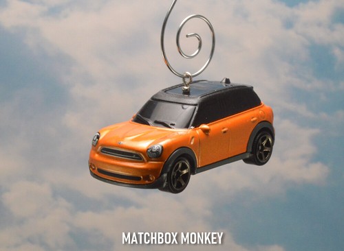 2011 Custom Hard Top Austin Mini Cooper S Countryman Christmas Ornament 1/64 BMW - Picture 2 of 10