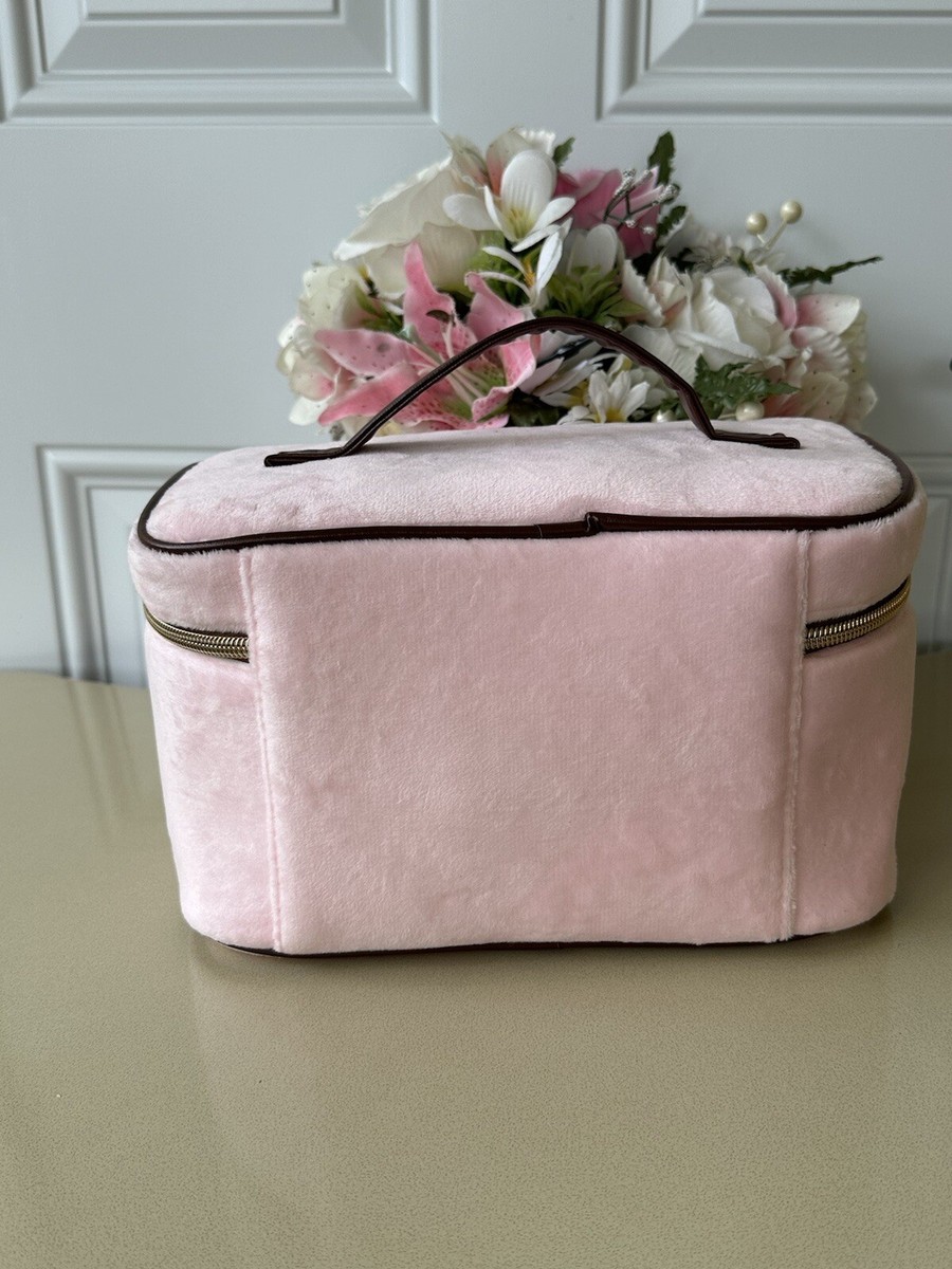 JUICY COUTURE Makeup Bag /Travel Cosmetic Case Pink Velour NWT | eBay