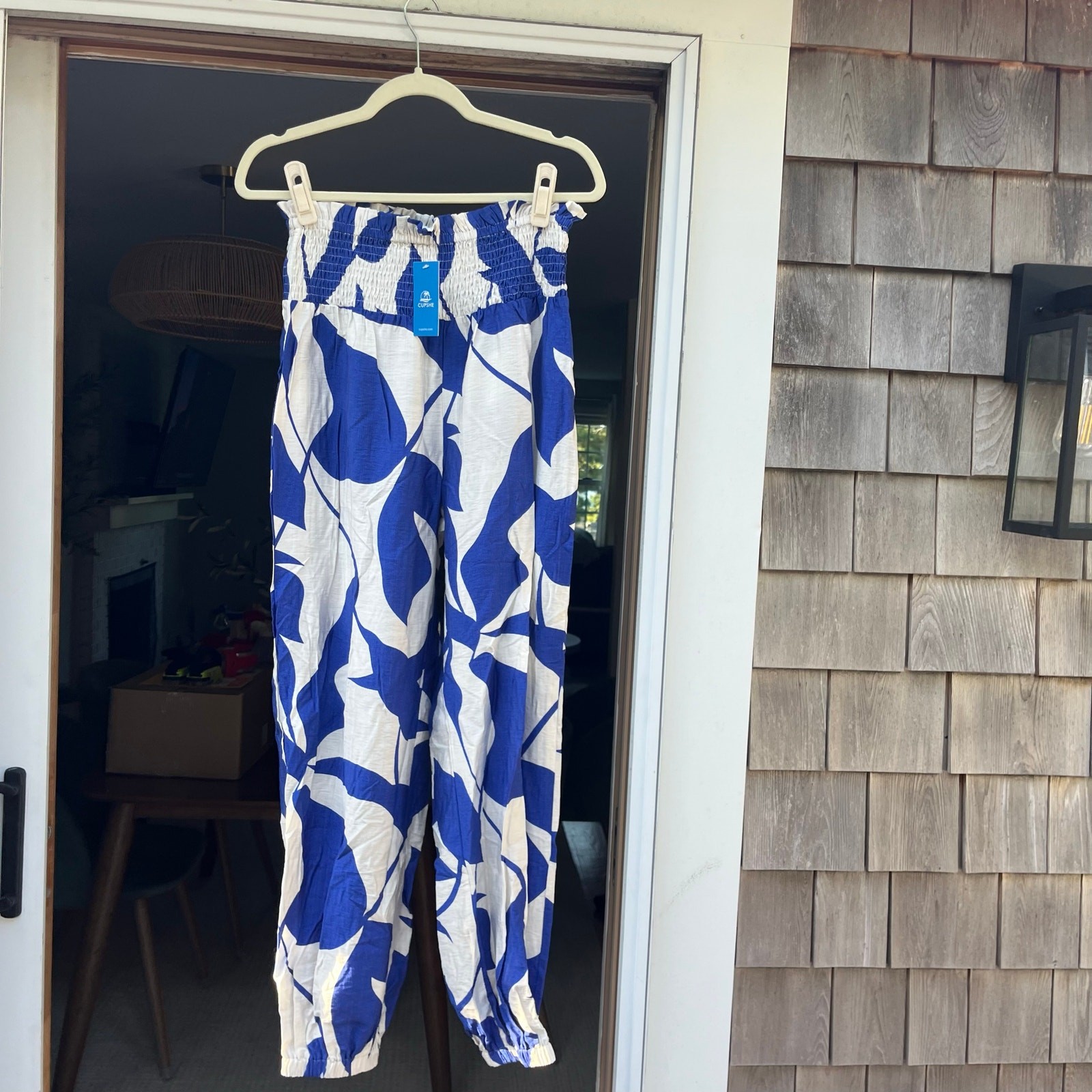 NWT CUPSHE Beachy Smocked Waist, Tapered Leg, Cover-Up Pants, Size M