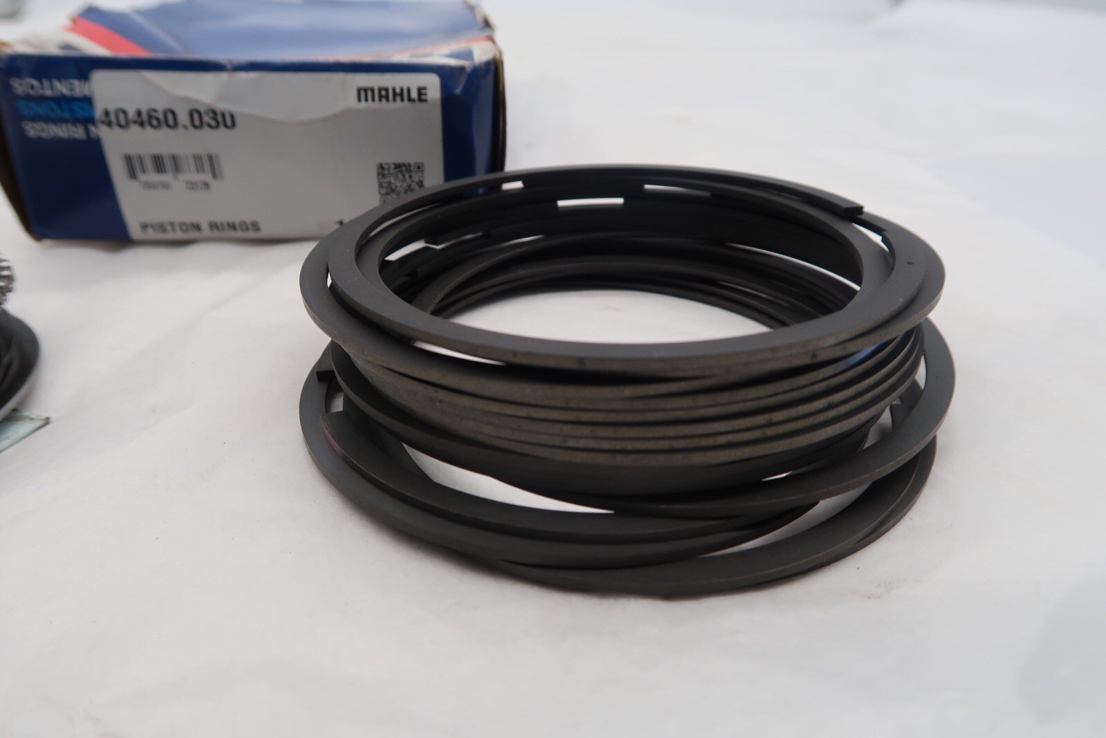 OE Mahle Piston Rings Set GM 396/421 63-69 Moly Ring Set - 40460.030 image 2