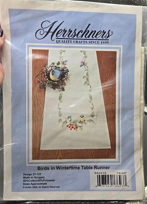 21-123 Herrschners  Birds In Wintertime Table Runner Duftin 2006 