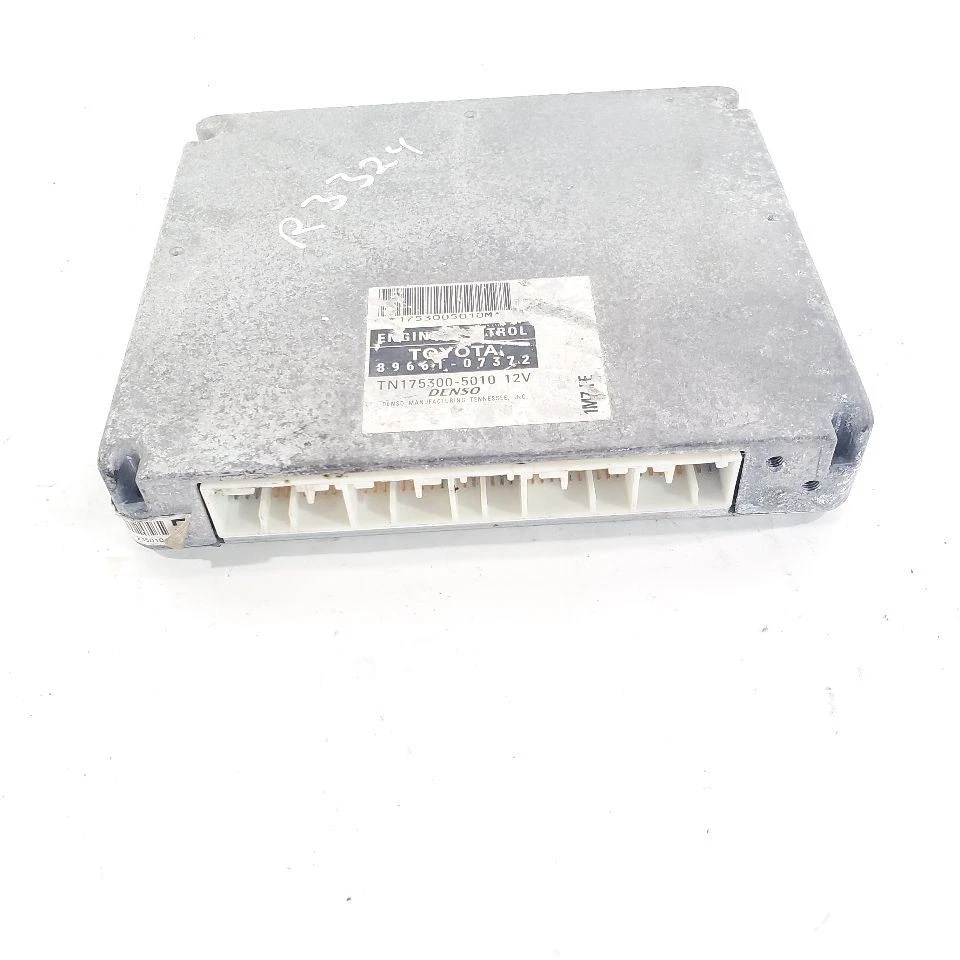 Toyota Avalon XL 2003 OEM 3,0 L V6 ECM 89661-07372 módulo de control electrónico Foto 2 de 4