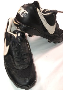 nike shark cleats 1990