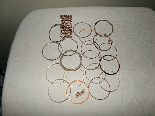 Used Bracelets, Maker Is Unknown