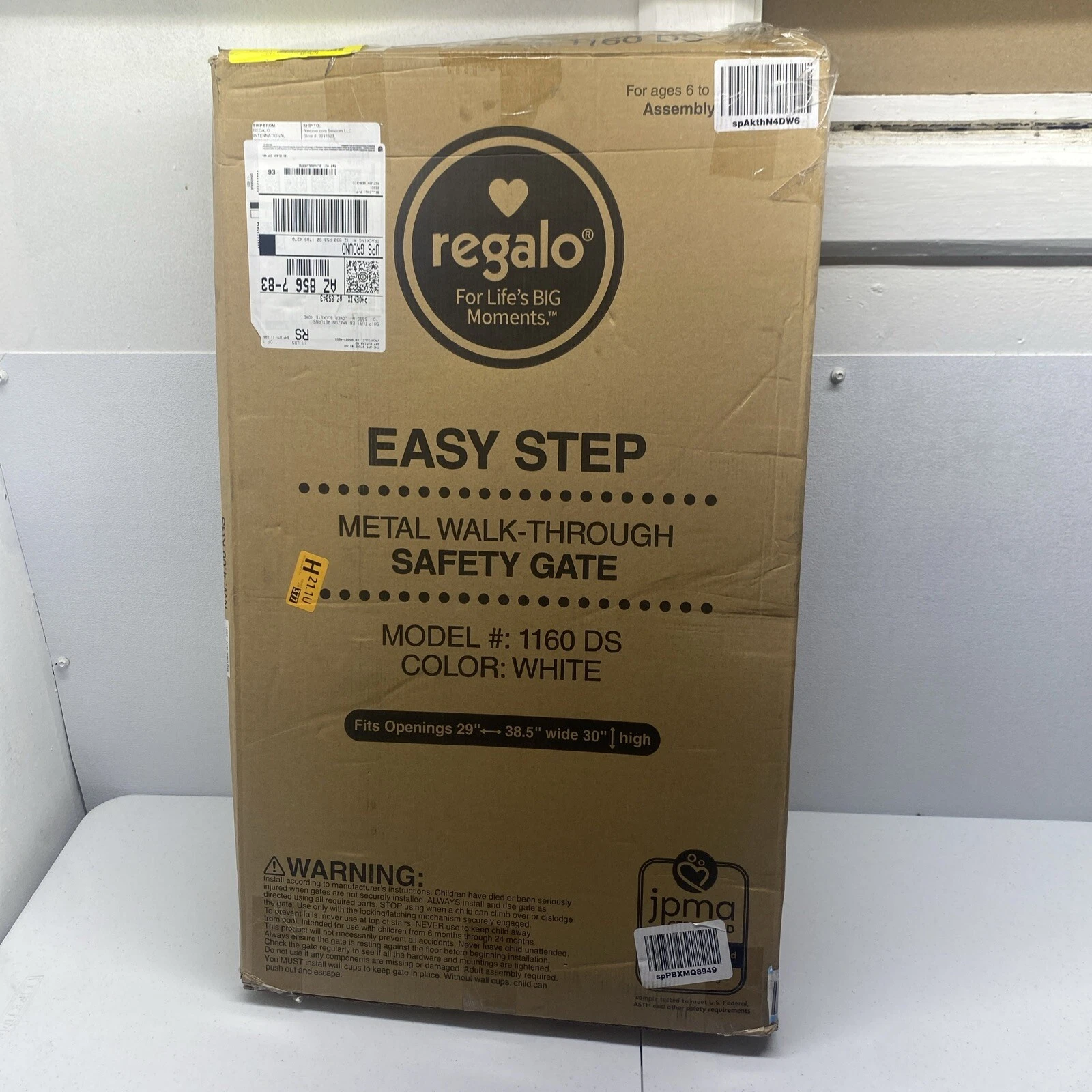 Regalo Easy Step 38.5 Extra Wide Walk Thru Baby Gate, Age Group 6 to 24 Months