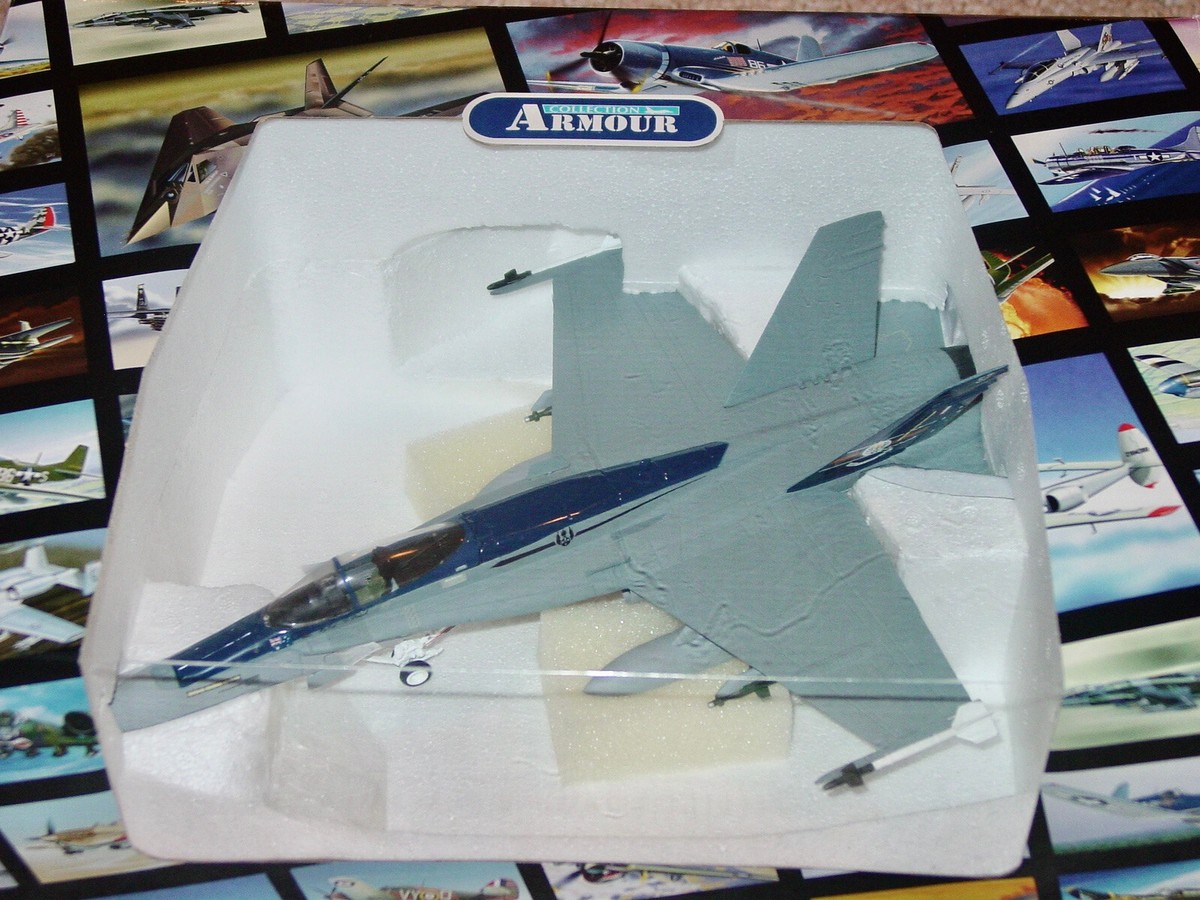 Franklin Mint Armour diecast B11E110 F/A-18 75th Anniv. 3 Sqdn