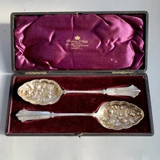 Mappin & Webb Berry Spoons Antique Silver Plate Fruit Serving Set Boxed c1900