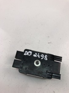 VW GOLF VII 5G1, BQ1, BE1, BE2 Antennenverstärker  5Q0035570 27357636