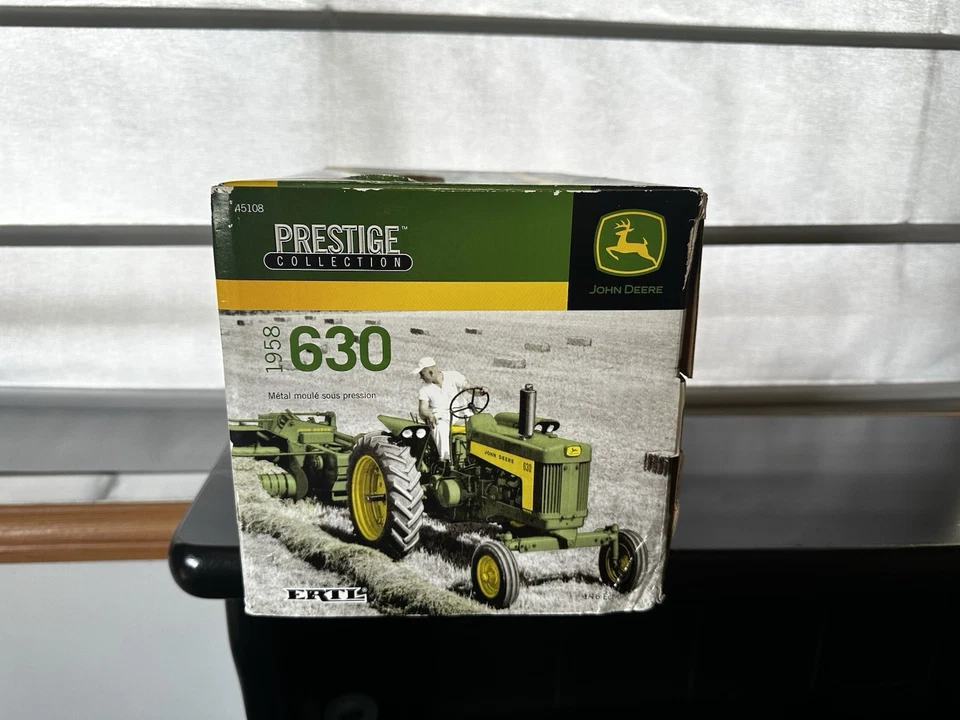 Vintage ERTL John Deere 1958 Model 630 LP Die-cast Metal Tractor - Image 4 of 4