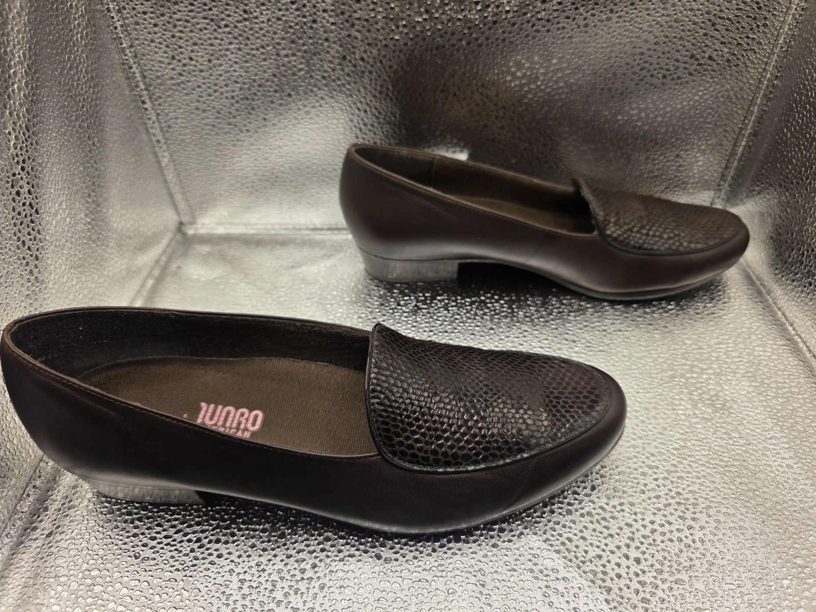 Munro American Brown Genuine Leather Textured Toe Loafer Flats Womens 9 M USA
