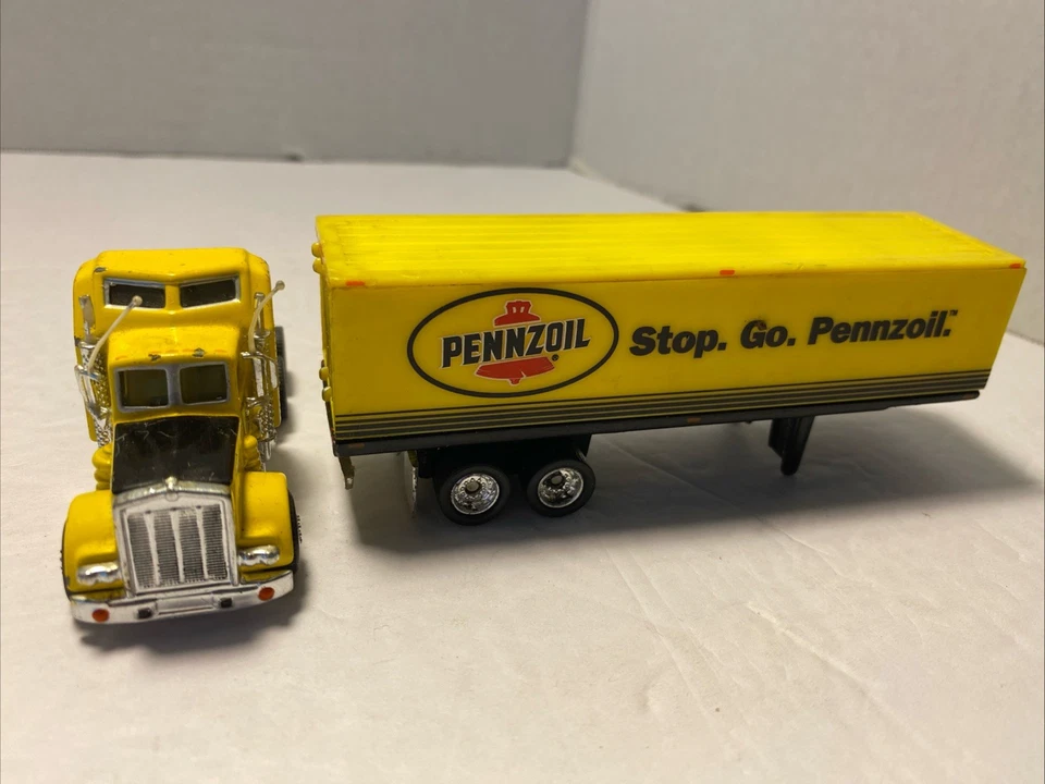 Matchbox 1997 Kenworth w/Trailer PENNZOIL Premiere Collection Rigs Series 2 - Image 4 of 4