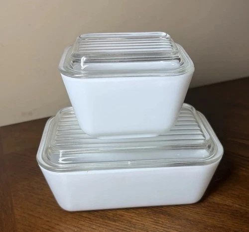 Pyrex white Refrigerator Dishes – 501 & 502 w/ Lids – 1949 Vintage Set