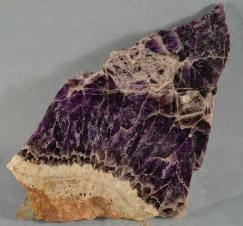 Minéraux de collection améthystes de France